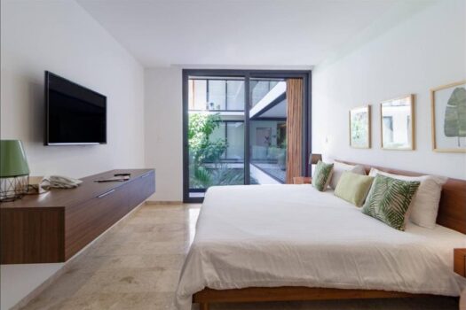 The Shore – Studio 116A